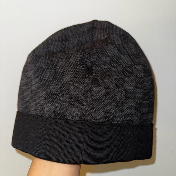 Louis Vuitton Petit Damier Hat - Picture 3 of 5